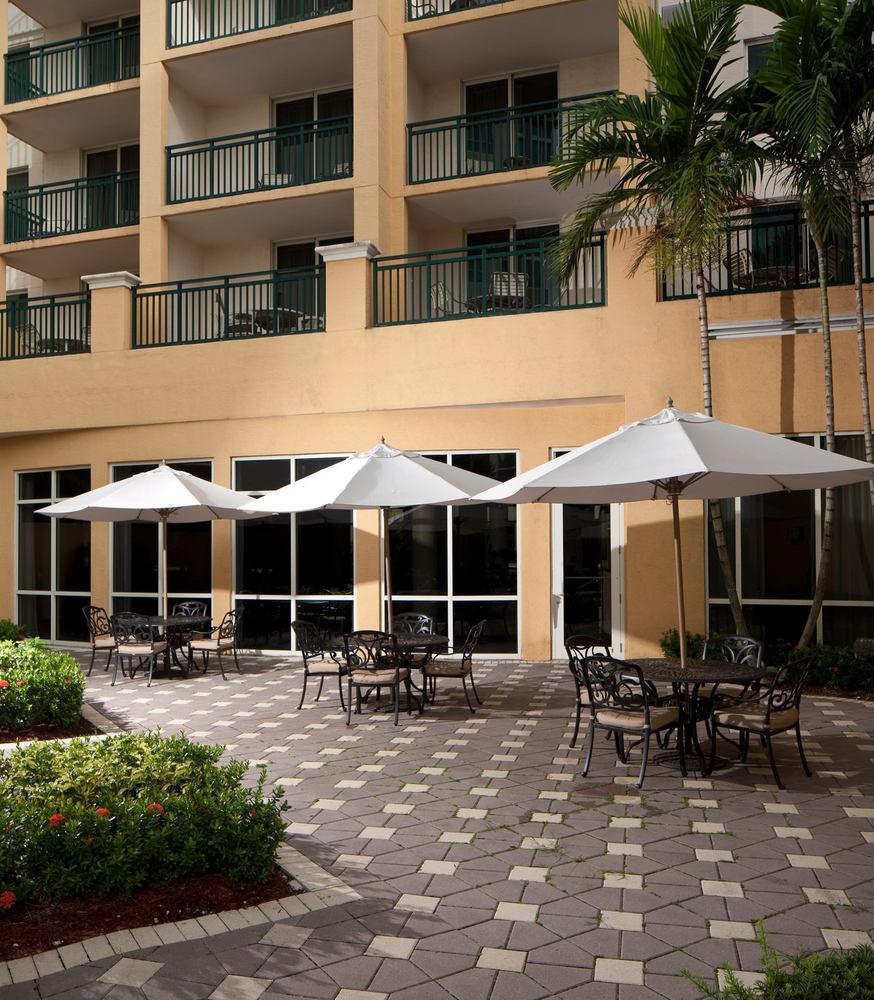 Отель Courtyard Miami Dadeland Glenvar Heights Экстерьер фото